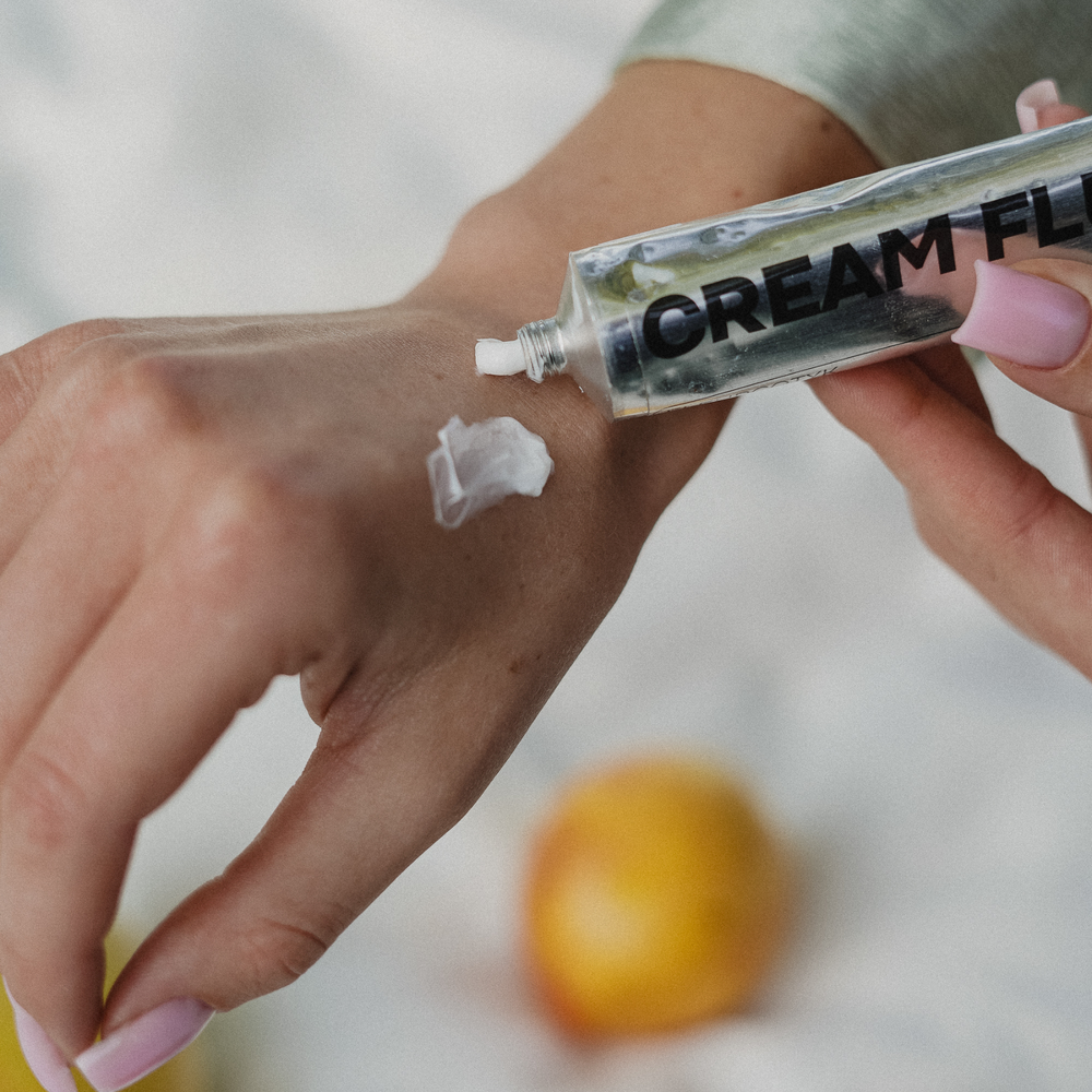 Крем-флюїд для рук живлення + парфумований аромат handcream-sea-40 фото